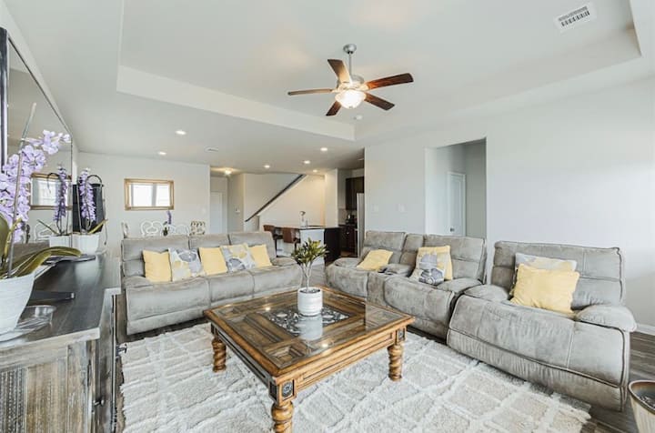 Our Cozy Home - Katy, TX