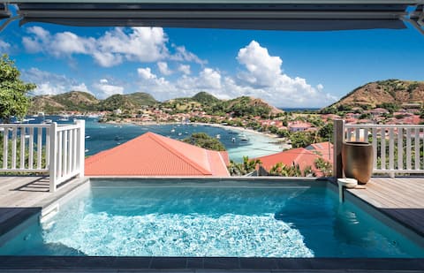 Villa Rackam view on the Bay with pool