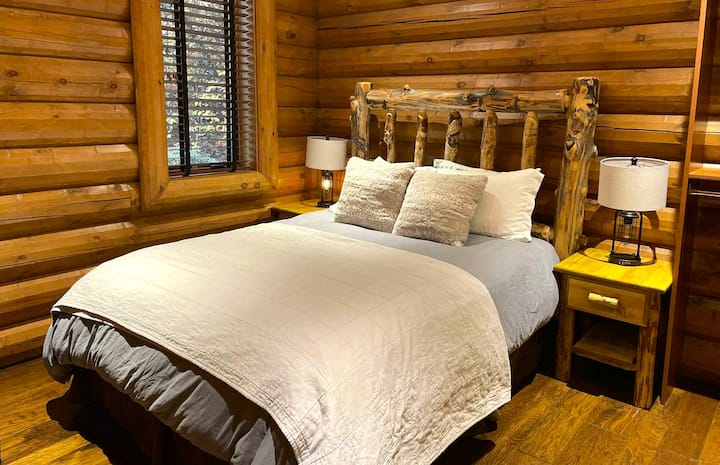 Double size bed, on 1st floor