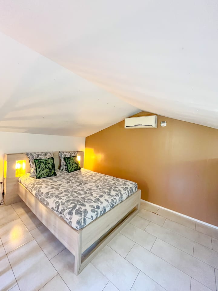 غرفة النوم 2