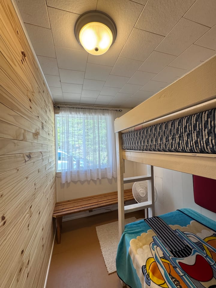 საძინებელი 2