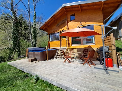 Cozy little chalet with hot tub.