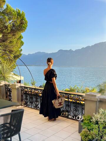 Montreux Luxury Suite | Terrace | parking gallery image 3