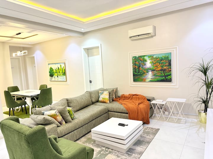 Bezalel Apartment Ii_lekki (3beds+pool+24/7 Light) - Nigeria