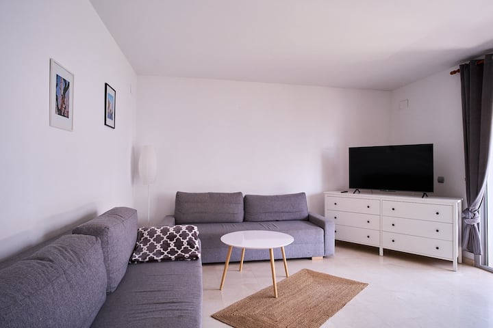 Gran Apartamento Con Piscina Y Garaje. - Villanueva y Geltrú