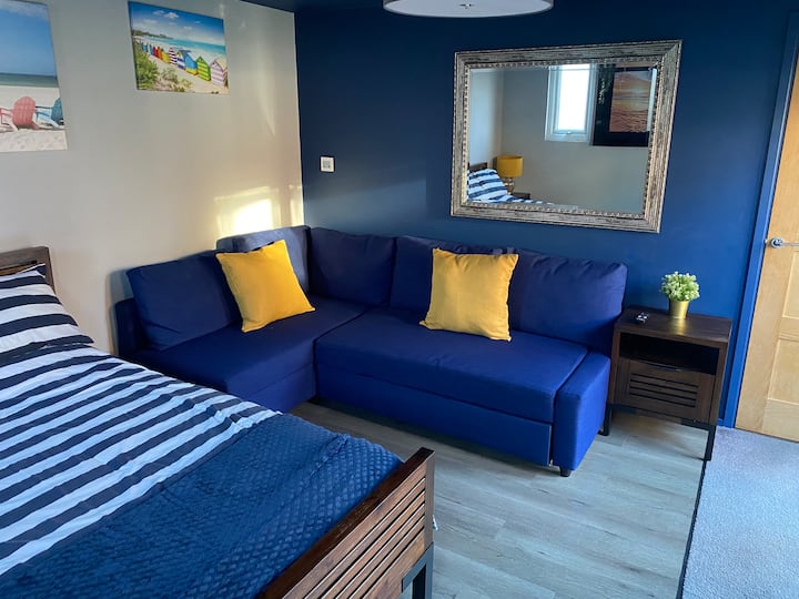 Adorable Private Garden Annex In Lytham St Annes - Blackpool