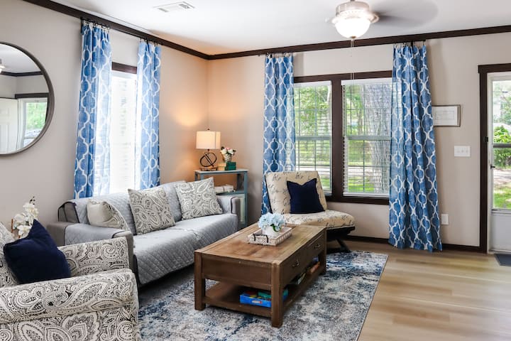 Cozy Home In Downtown Seguin - Seguin, TX