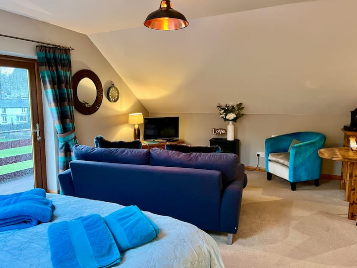 The Loft, Bradwell, Hope Valley, Peak District - Peak District