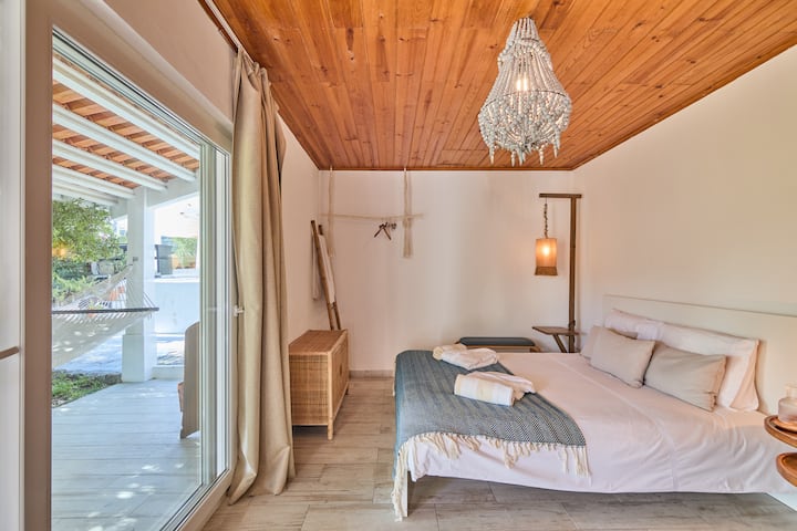 Dvokrevetna soba u samostalnoj kući. 