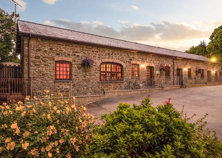 Carmarthenshire Cottage - Narberth