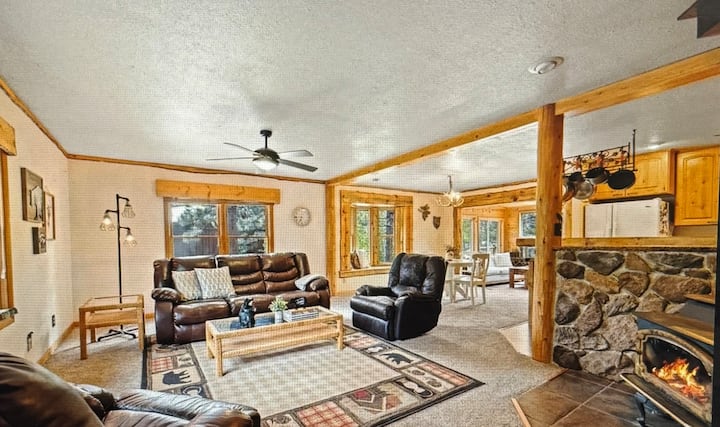 Cozy Cabin On The Poudre River - Colorado