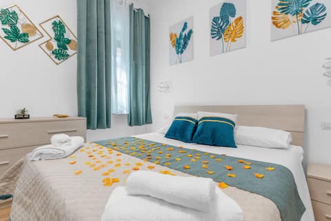 [Forum-Navigli 10 min] Pop art apartment wifi + tv