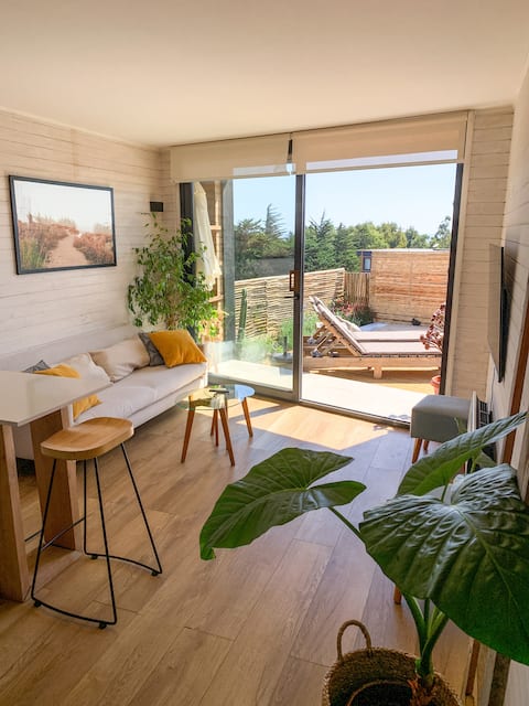 Successful Airbnb property: Cozy house with a hot tub in Pichilemu