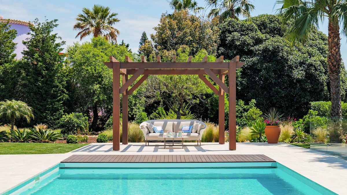 High-end Villa for Contemporary Living in the Hear 5