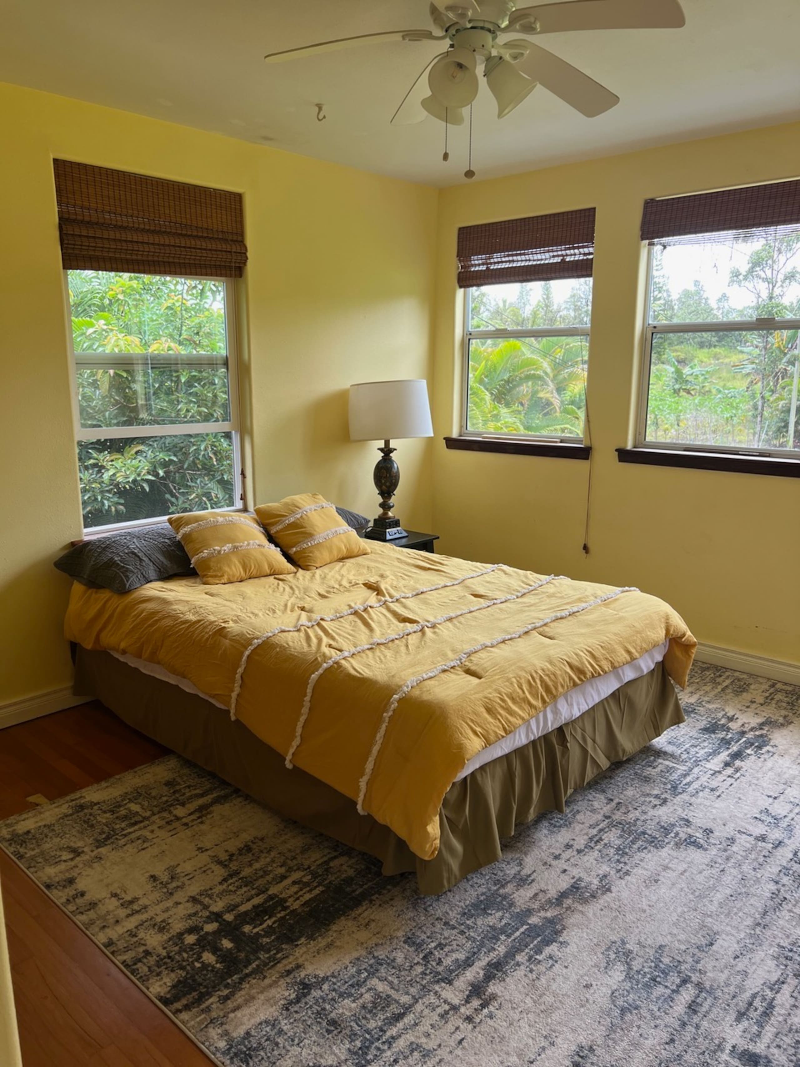 Home in Keaau · ★5.0 · 5 bedrooms · 7 beds · 4 private baths - Image 46