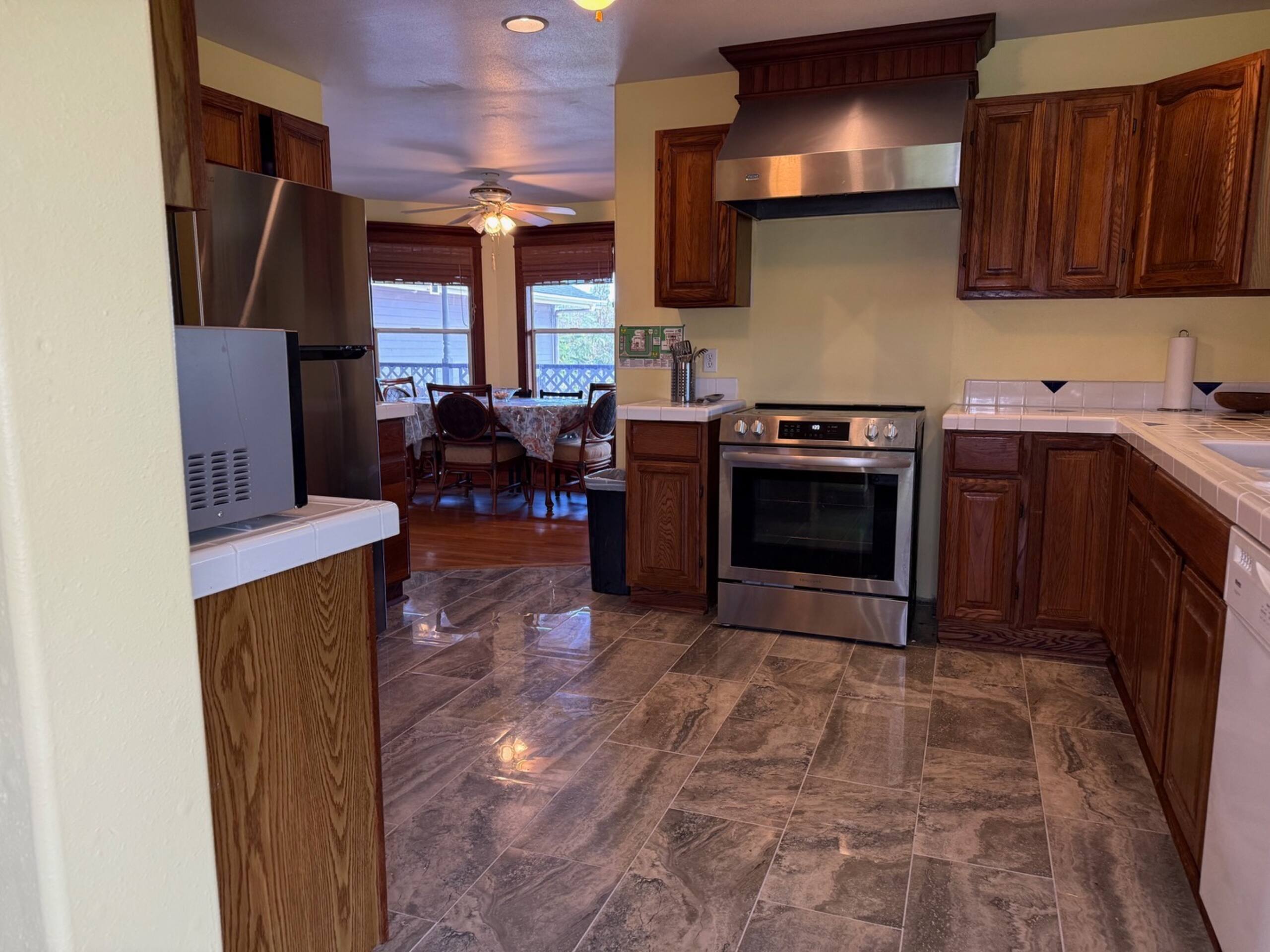 Home in Keaau · ★5.0 · 5 bedrooms · 7 beds · 4 private baths - Image 26