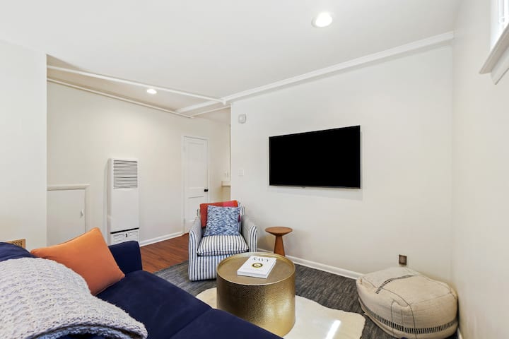 Pristine Downtown 1-bedroom In Historic District - Annapolis, MD