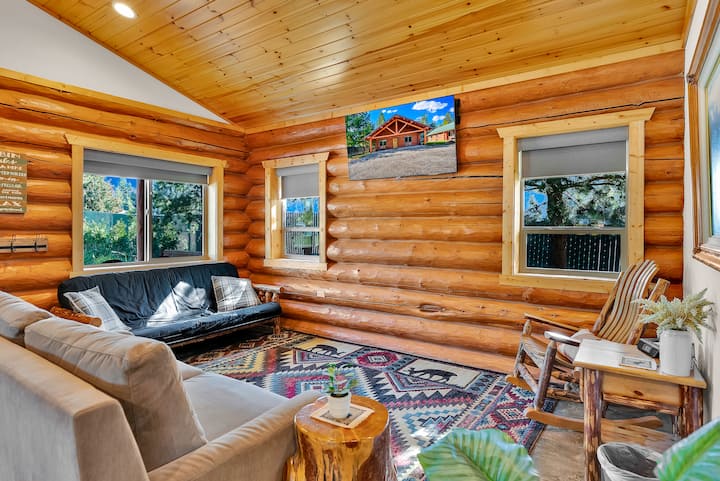 2bd Log Cabin #1 W/ Home Comforts | North Haven Id - Bonners Ferry, ID