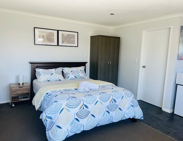 Palmerston North Vacation Rentals & Homes New Zealand Airbnb