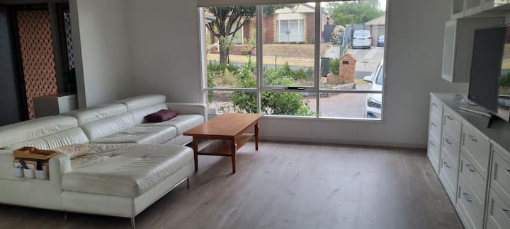 Melbourne Airport Accommodation - Sunbury