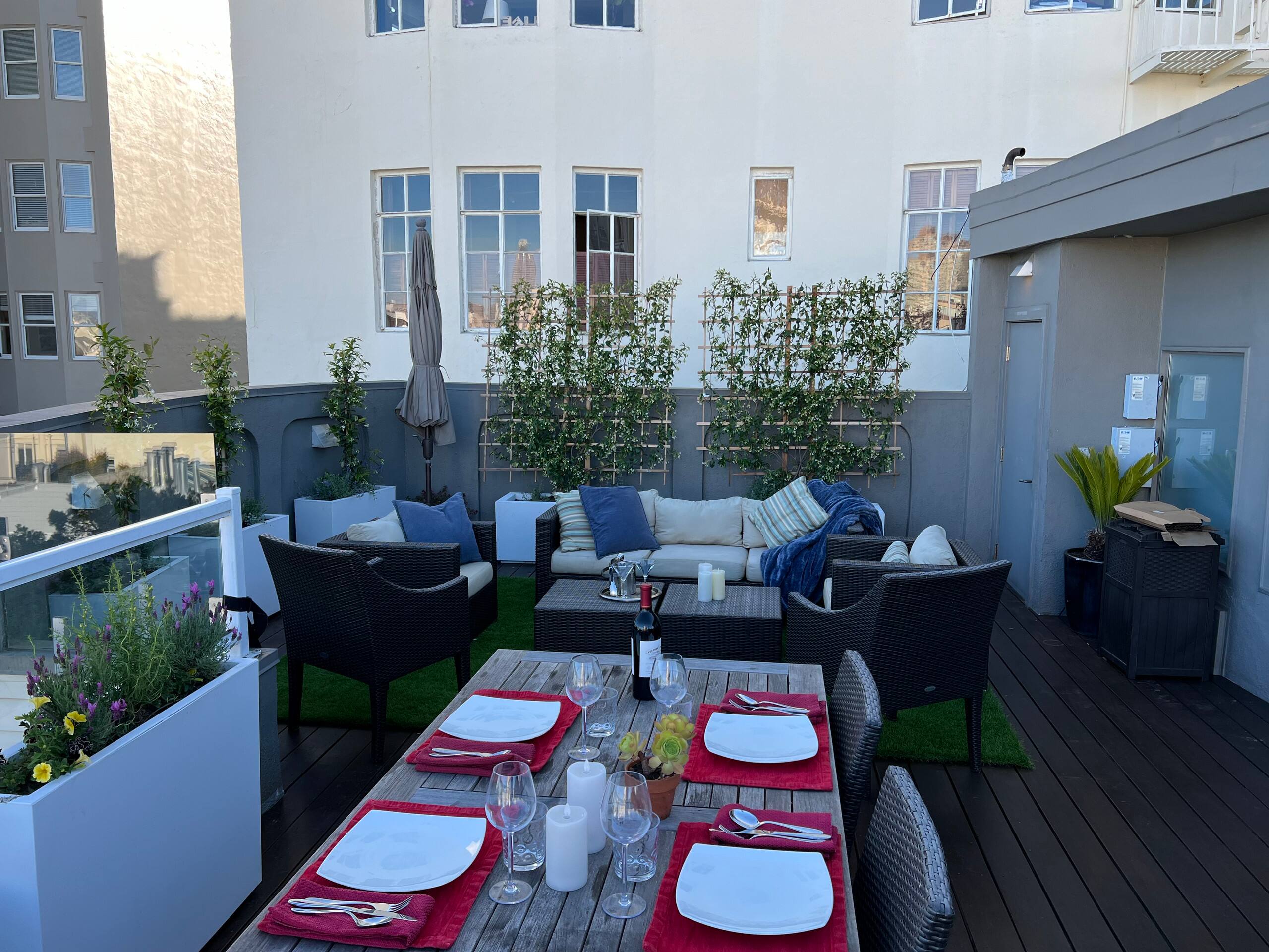 Condo in San Francisco · ★4.91 · 4 bedrooms · 4 beds · 4.5 baths - Image 25