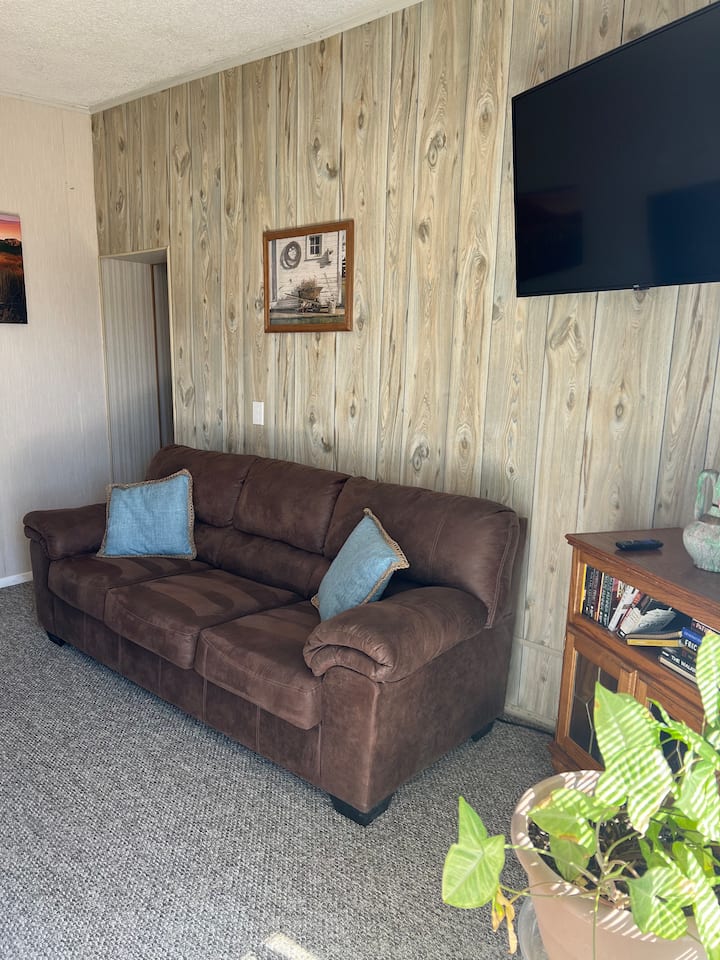 Casita 2936 4 Bedroom 2 Full Bath Home. Sleeps 10. - Marfa, TX