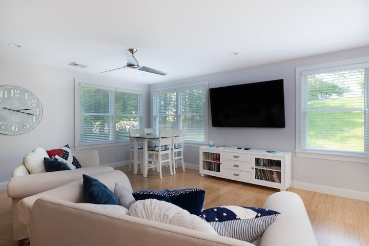 Rye Poolhouse Oasis - Rye, NH