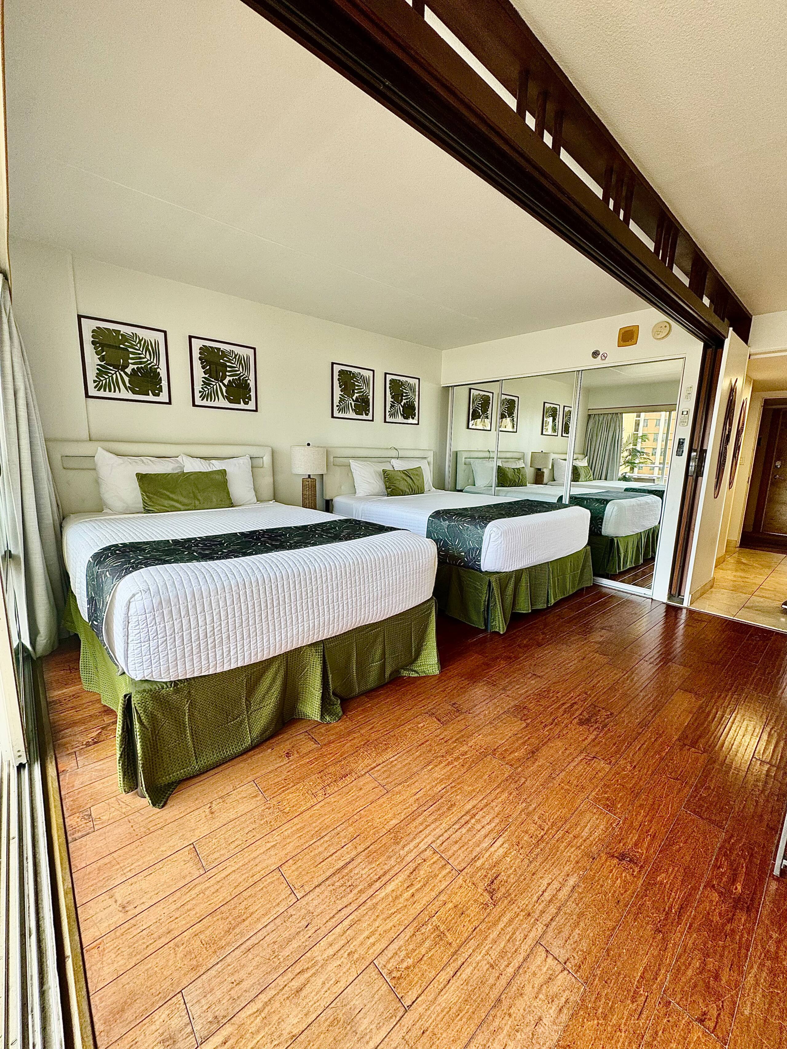 Condo in Honolulu · ★4.72 · 1 bedroom · 3 beds · 1 shared bath - Image 17