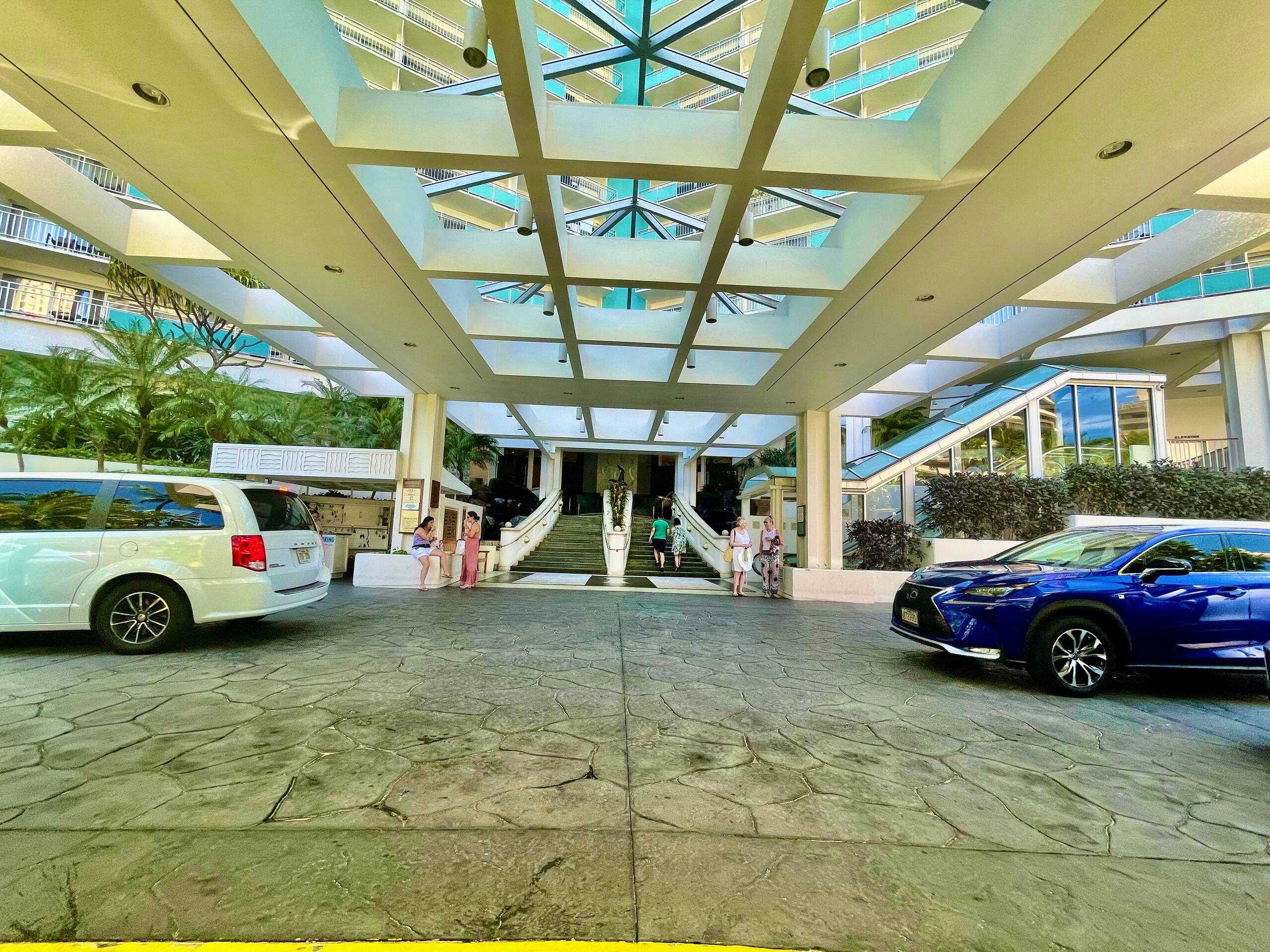Condo in Honolulu · ★4.72 · 1 bedroom · 3 beds · 1 shared bath - Image 36