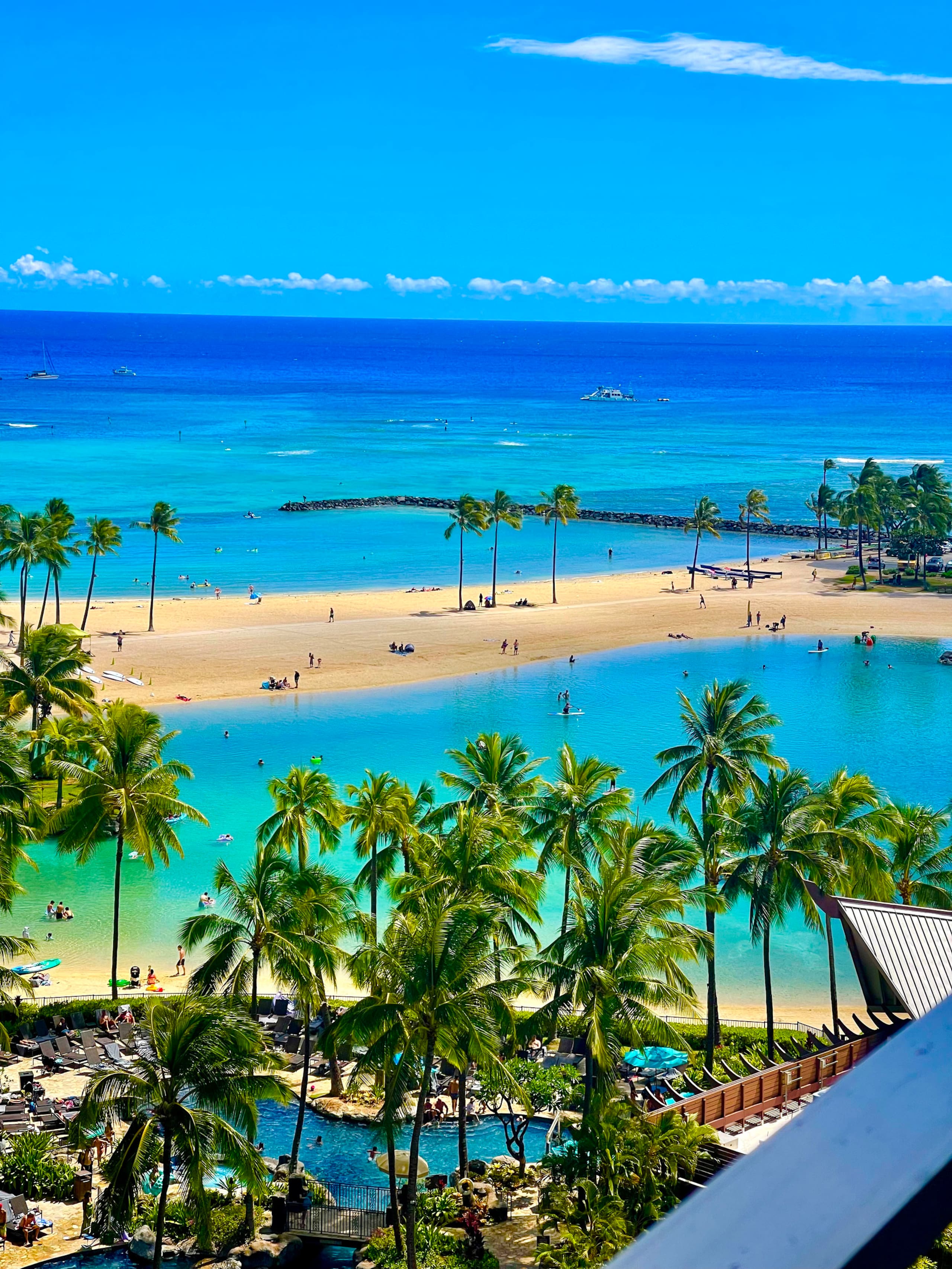 Condo in Honolulu · ★4.72 · 1 bedroom · 3 beds · 1 shared bath - Image 48