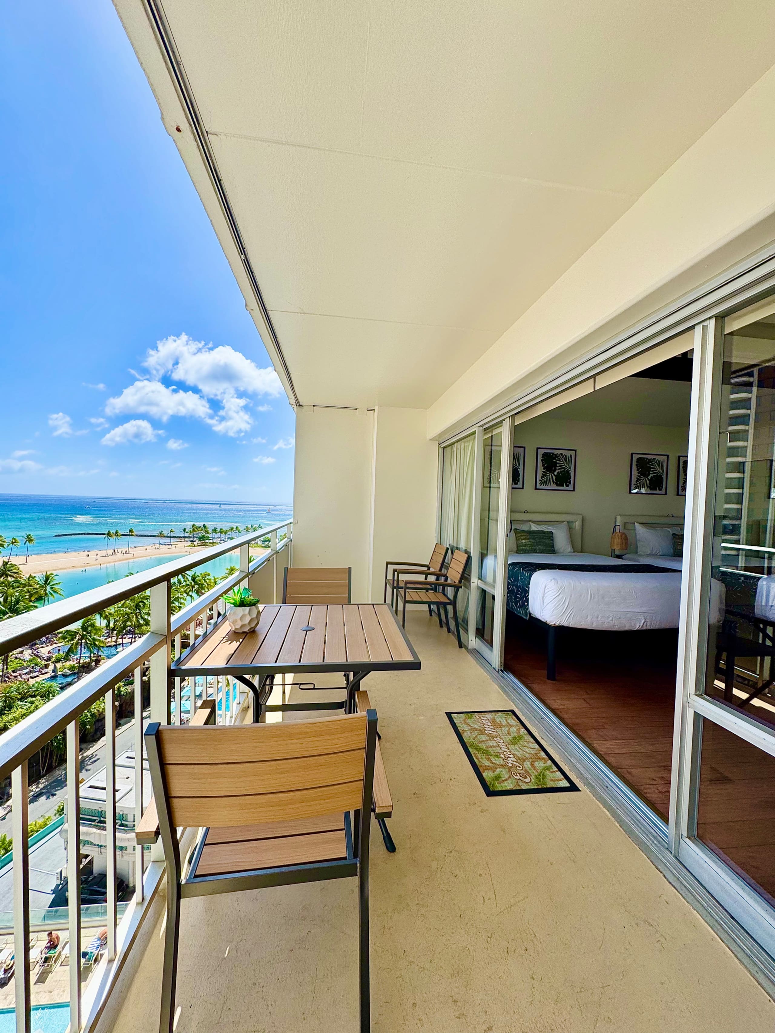 Condo in Honolulu · ★4.72 · 1 bedroom · 3 beds · 1 shared bath - Image 21