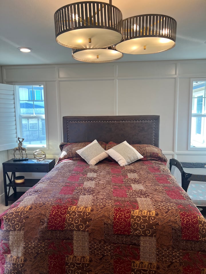 ห้องนอนใหญ่ 