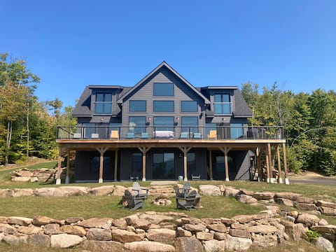 MegaVista Mountain Lodge - HGTV - Featured Retreat