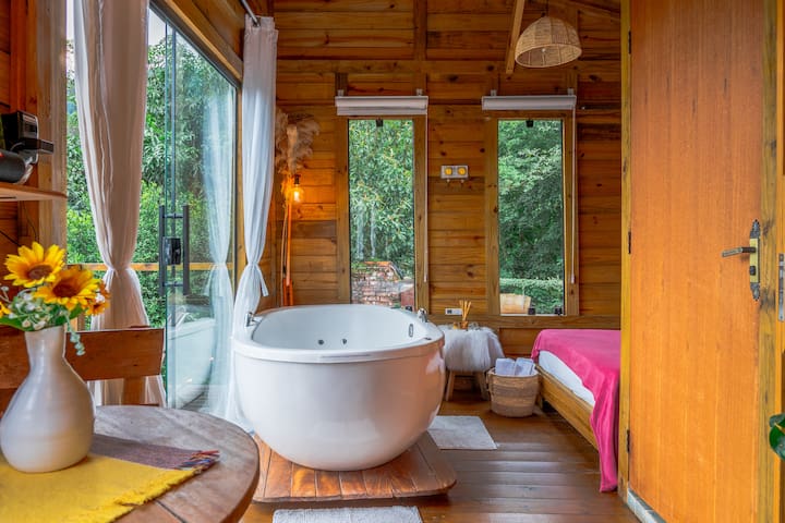 Entire home with 2 bedrooms in Petrópolis - Casa de Madeira na Serra de Petrópolis