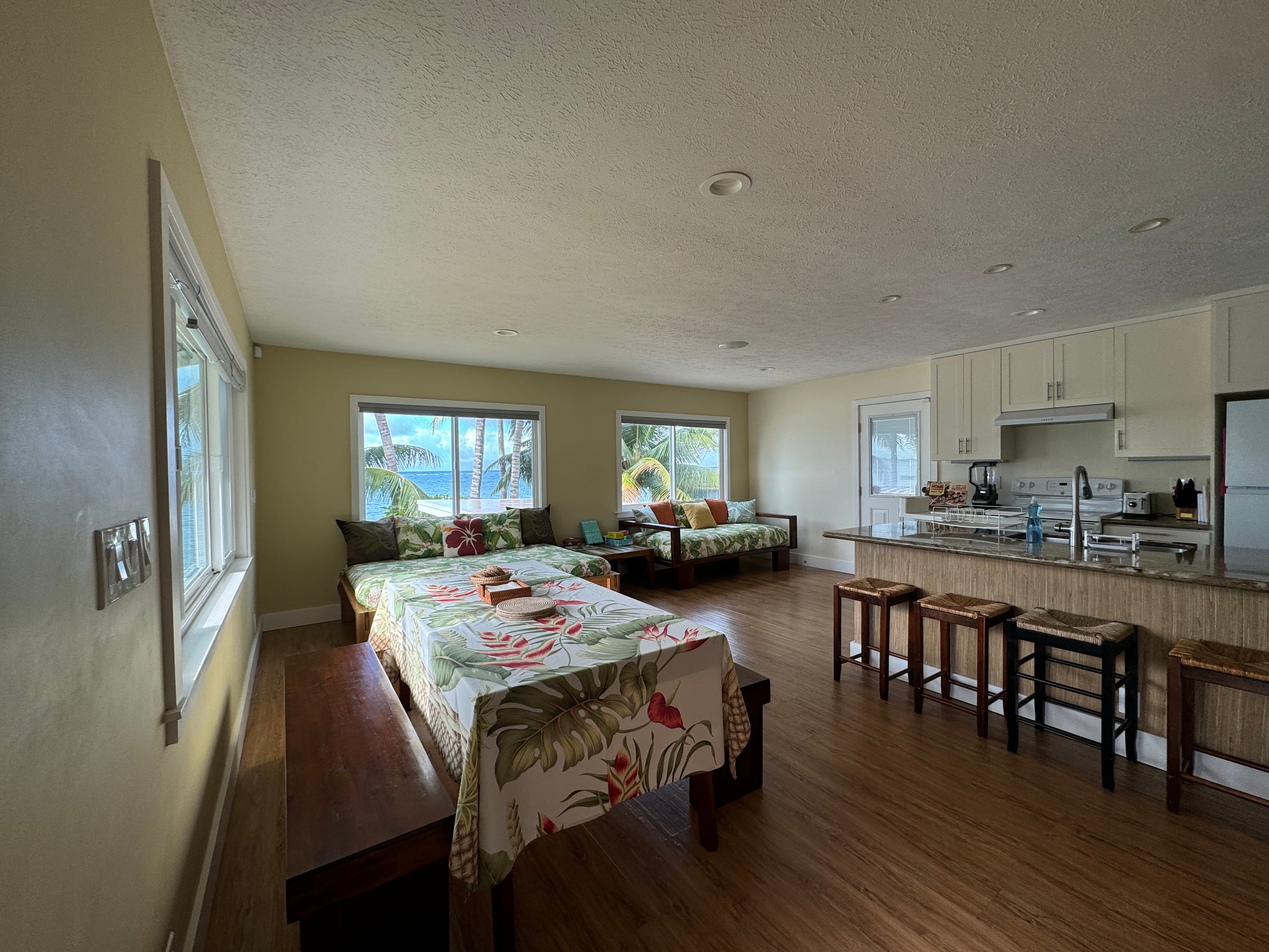 Home in Hauula · ★4.95 · 3 bedrooms · 6 beds · 2 private baths - Image 5