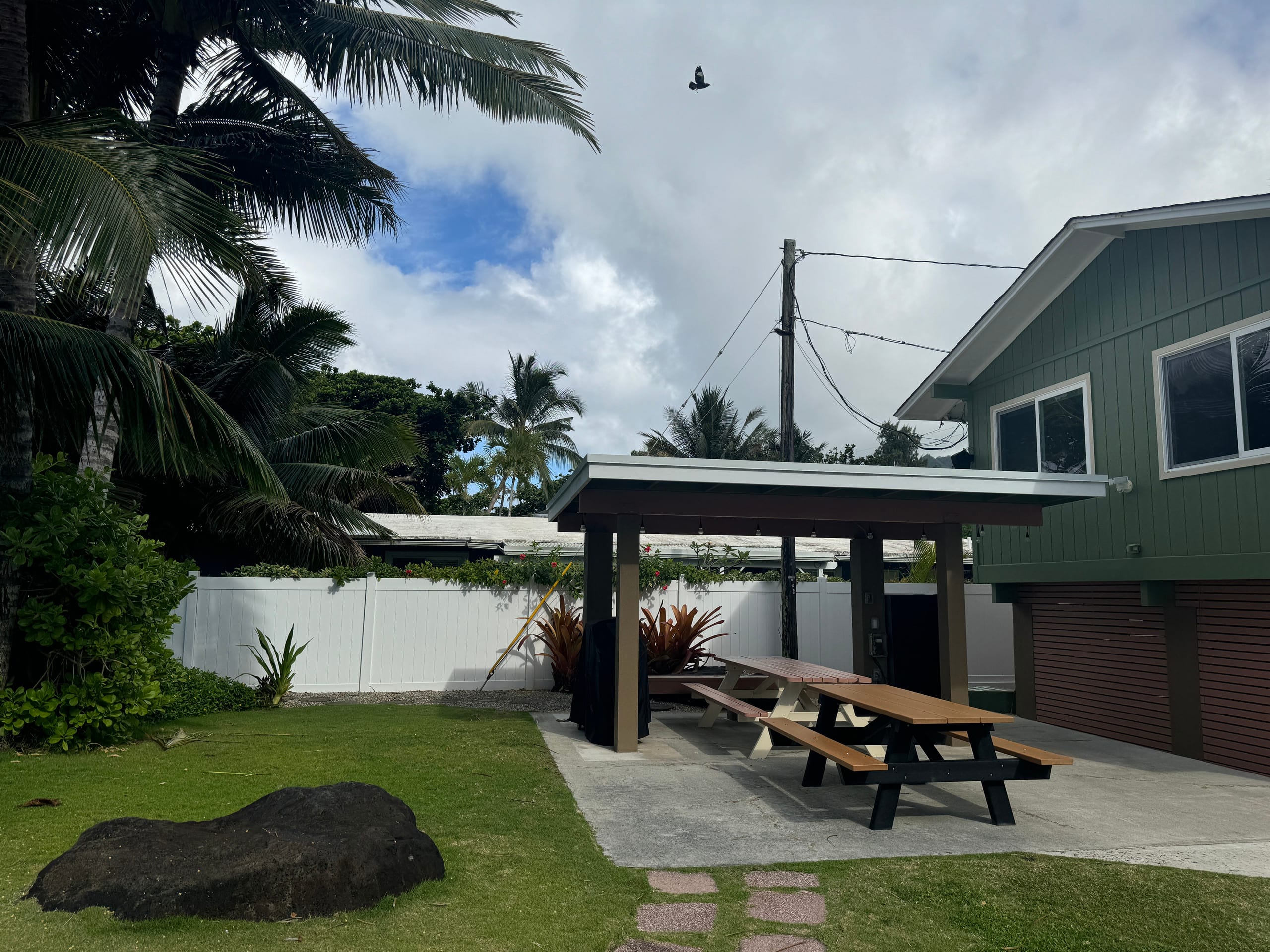Home in Hauula · ★4.95 · 3 bedrooms · 6 beds · 2 private baths - Image 13