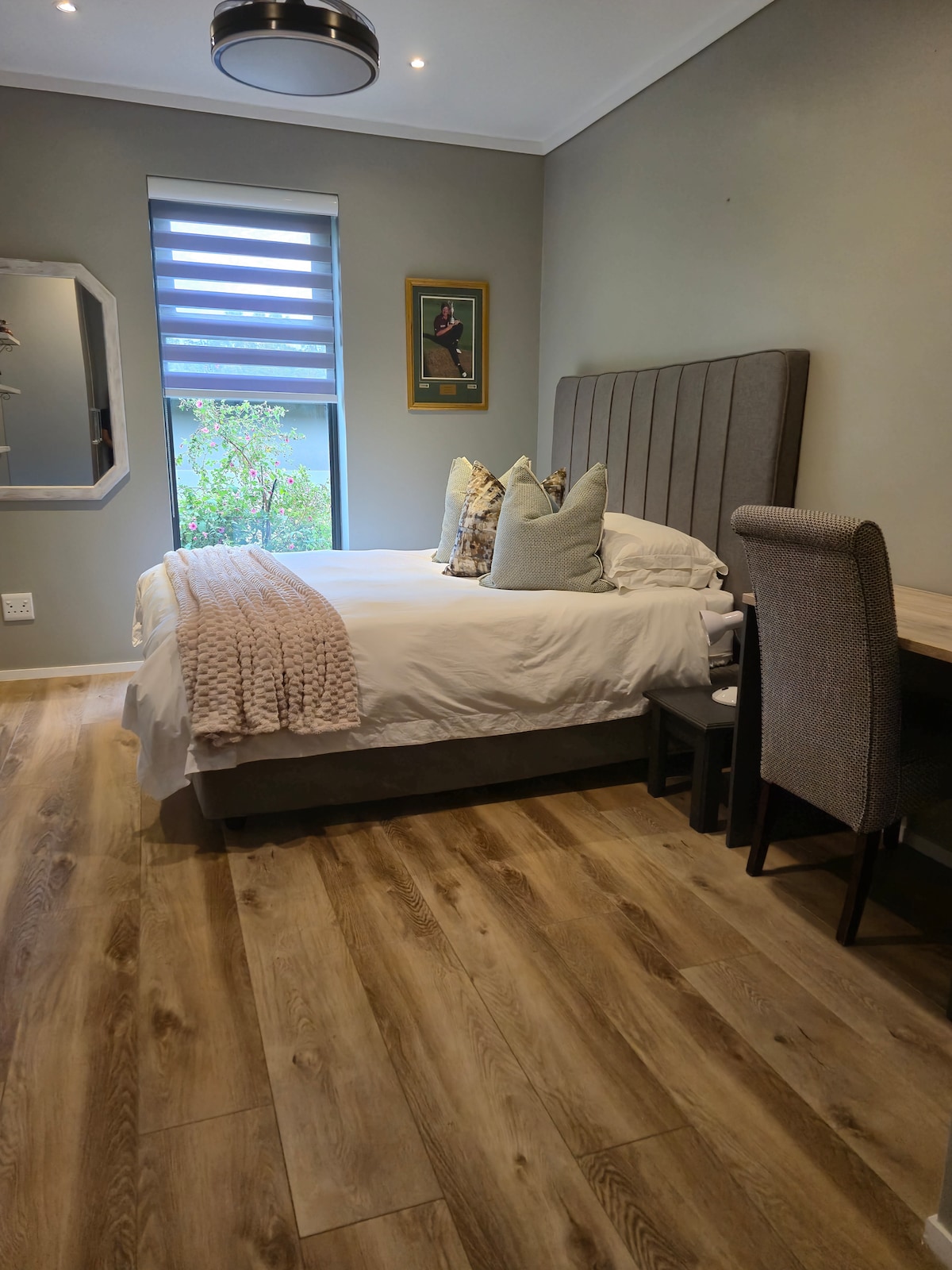 Slaapkamer 3 (queensize bed)