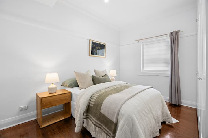 غرفة النوم 2