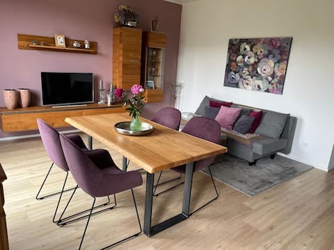 Top performing Airbnb: Chic apartment near the center with underground parking space. in Trier
