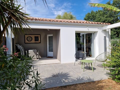 Top performing Airbnb: Quiet studio 15 minutes from the beaches in Challans