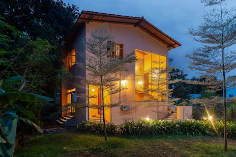 Secret Tuscan Garden -Authentic Auroville.