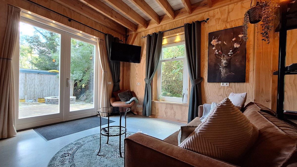 Top Airbnb: Rural lodge with space in Sint Maarten