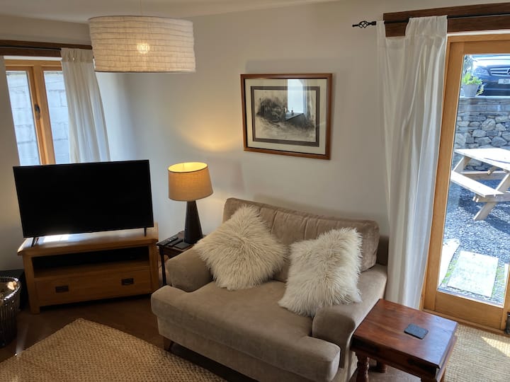 Hendre Bach Barn . Cosy Barn Nestled In Snowdonia. - Tal-y-llyn
