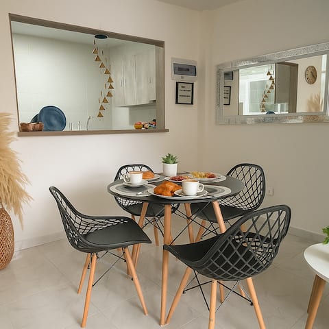 Complete Apartment, Downtown, Close to Cali