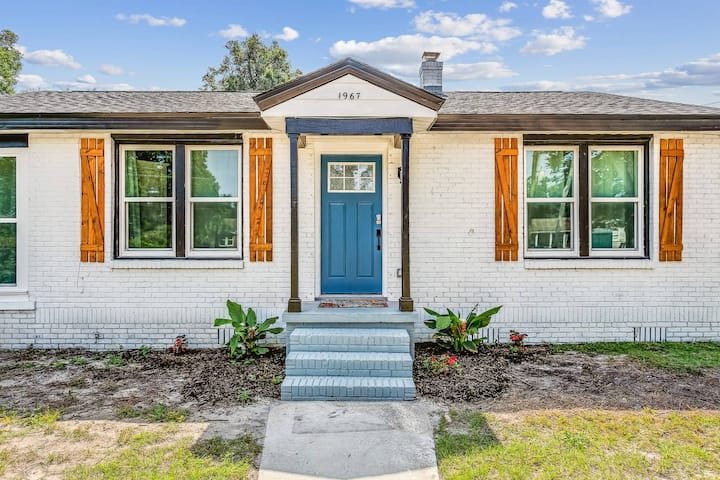 *Reduced Rates* Pet Friendly Bungalow In Easthill - Pensacola, FL