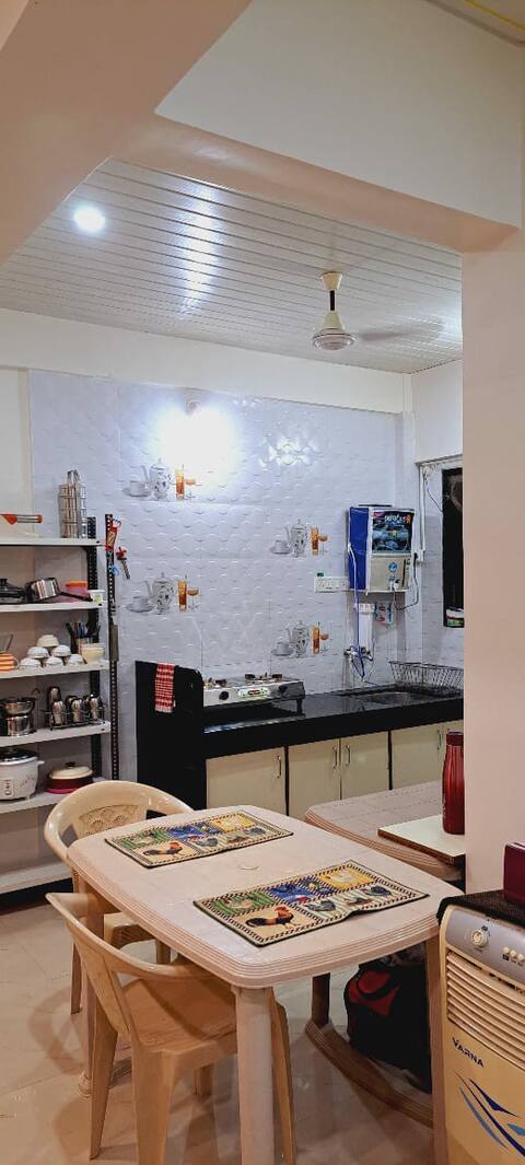 Reena Residancy 2BhkAC,Furnishd Home,3 DeluxBeds.