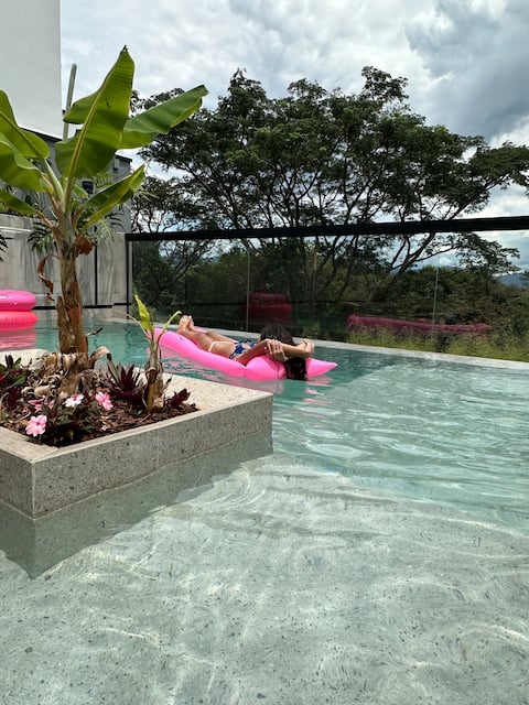 Amazing House with Pool