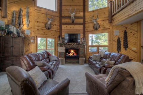 Whitetail Lodge, Deadwood, SD 7 bed with Hot Tub