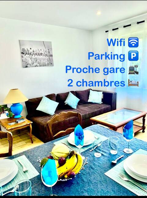 Timeless! Spacious, bright with 2 bedrooms!