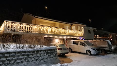 Perfect home for ski tourists! Close to popular mountains